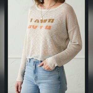 Women's Cream Long Sleeve crop light sweater size small